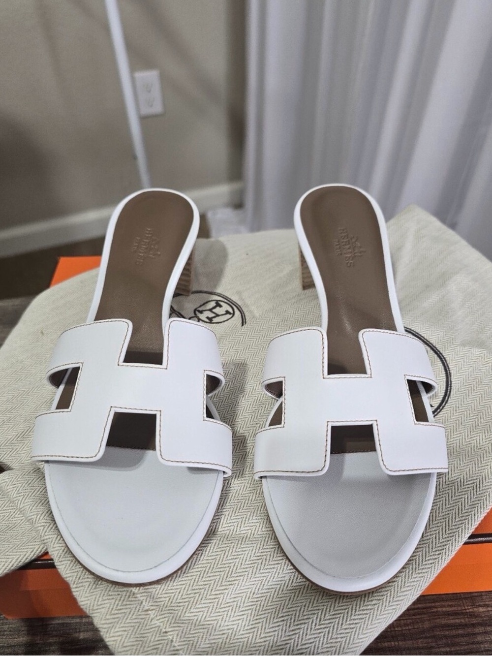 Hermes White Leather Oasis Sandals Mules